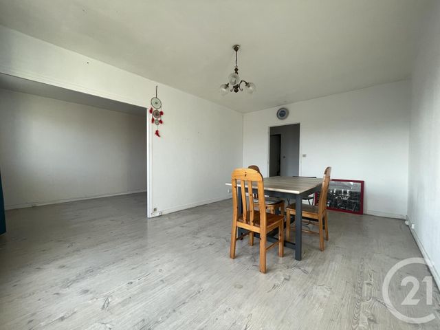 Appartement F4 à vendre - 4 pièces - 71.23 m2 - VILLEPARISIS - 77 - ILE-DE-FRANCE - Century 21 Villeparimo